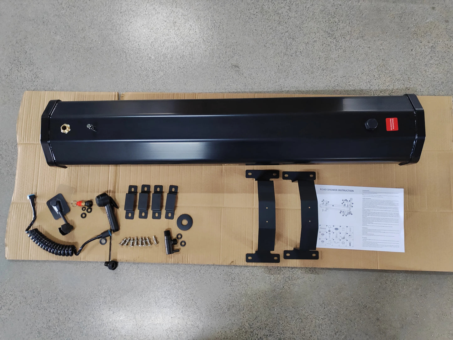 Car roof water tank 30L off-road vehicle camping shower outdoor activity water supply